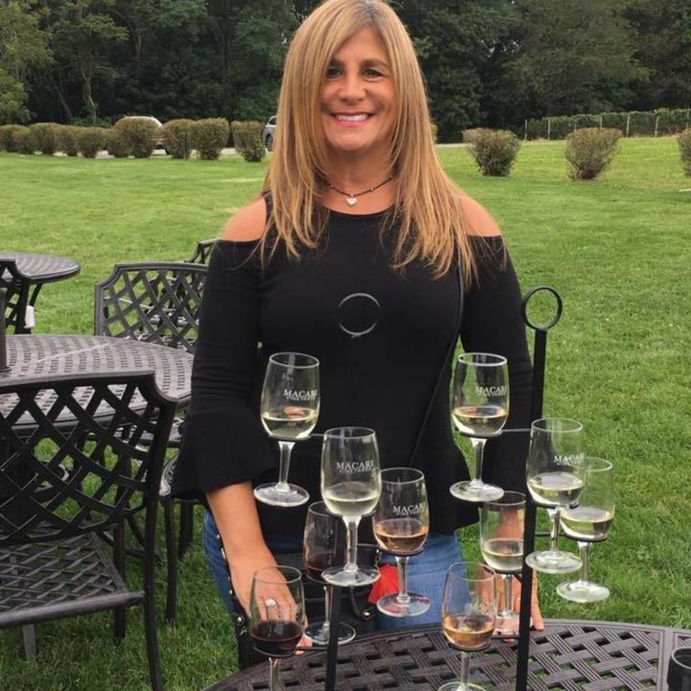 Meet your Posher, Lori